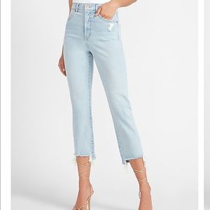 Express Hi Rise Ripped Raw Step Hem Straight Capri Jeans Light Wash Size 2 Denim